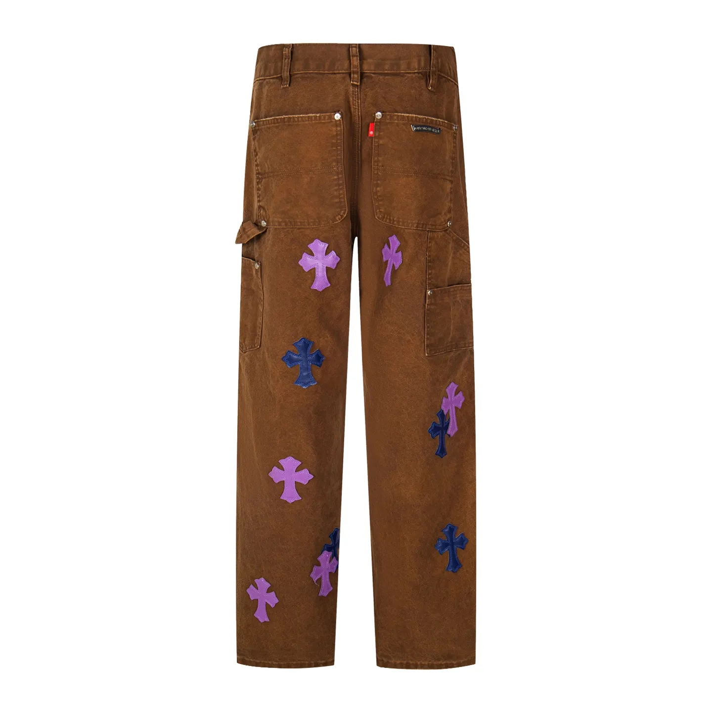 P290 Chrome Hearts Chrome Hearts brown logging purple multi-leather jeans Multi-leather standard work jeans pants CH jeans need to be washed and then disassembled and hand-stitched with sheepskin cross leather and then spliced to complete. The whole process is too complicated to explain. About Chrome Hearts This is an extremely luxurious fashion brand that can also be called the nobility of the high street. It has always been an exclusive brand for some hipsters or rich second generations. Compared with ordinary high streets, it is more luxurious and noble. Compared with luxury brands, it has a more fashionable personality. It has always been a brand that I have a special liking for. Style number: 1786# Color: Brown Size: 28 30 32 34 36